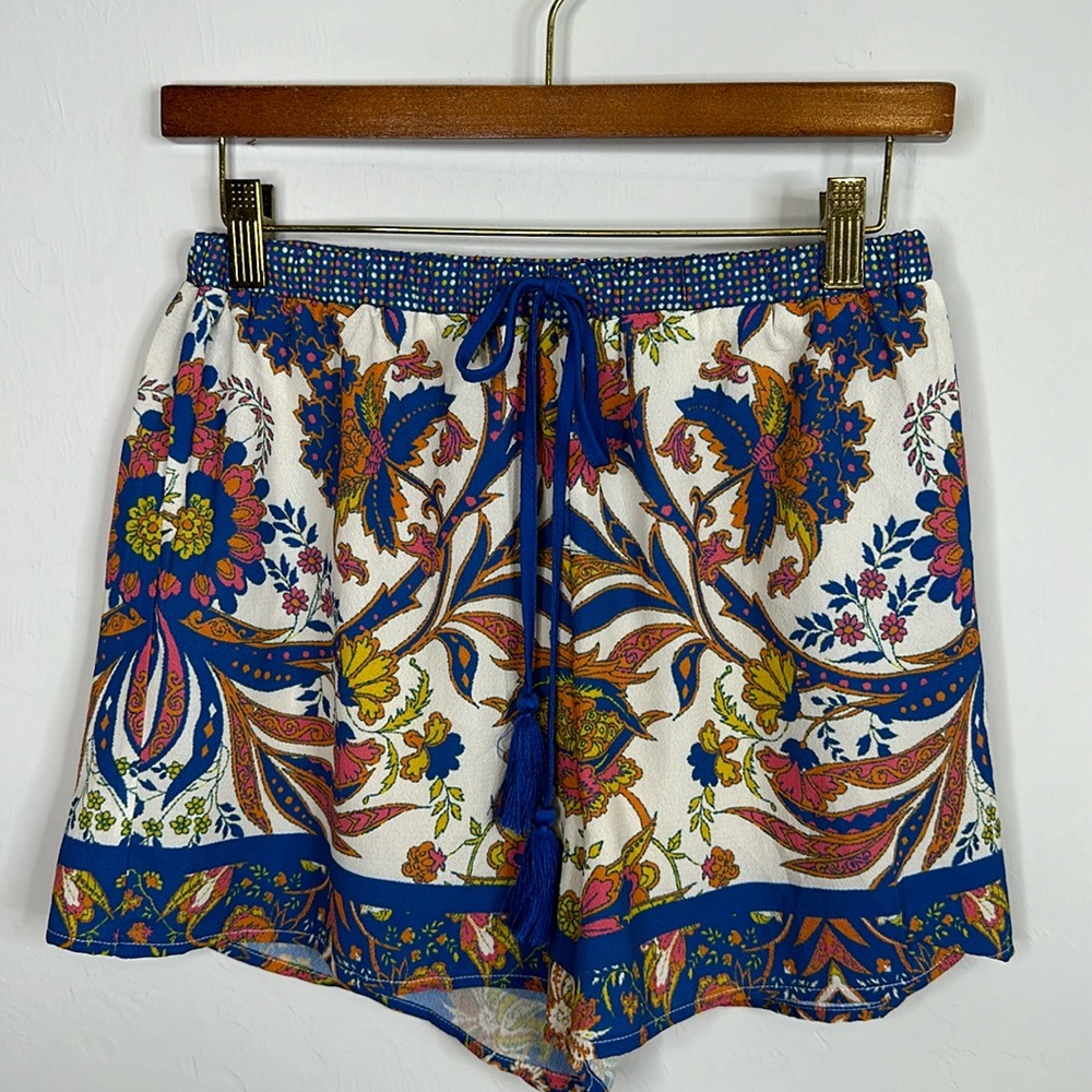 Flying Tomato Floral Print Tassel Drawstring Shorts